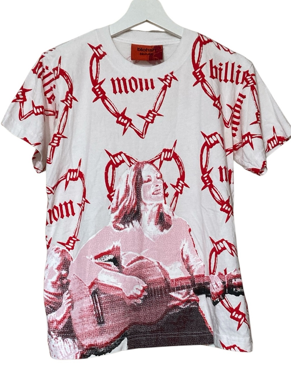 Billie Elish Unisex “Mom” Tee